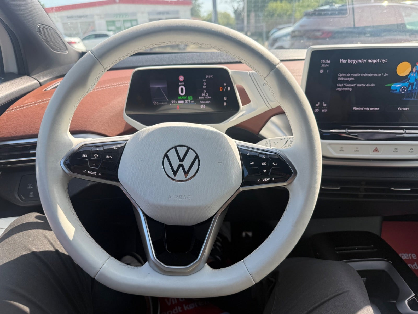 Hvid VW ID.4 fra 2022