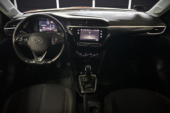 Rød Opel Corsa fra 2020