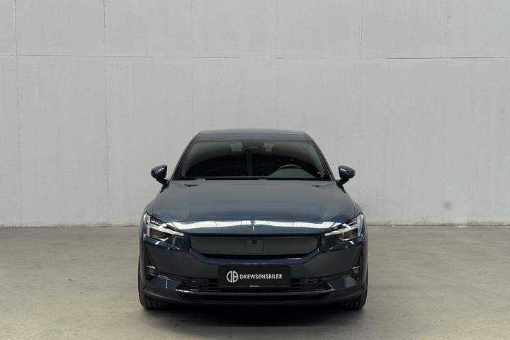Blå Polestar 2 fra 2024