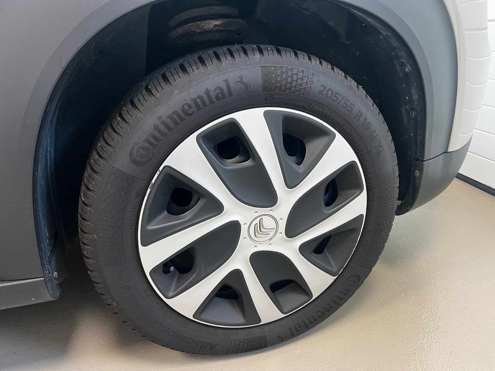 Beige Citroën C3 Aircross fra 2017