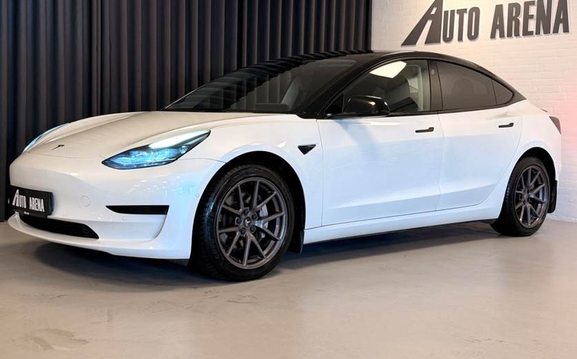 Tesla Model 3 Standard Range+ RWD
