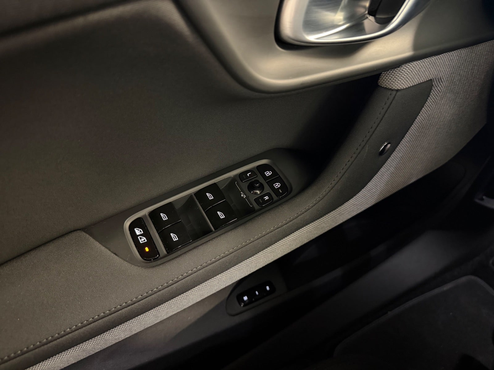 Sort Polestar 2 fra 2022