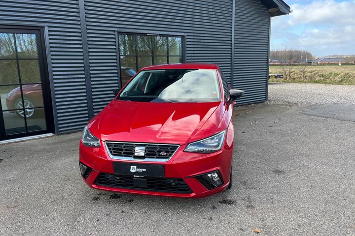 Rød Seat Ibiza fra 2018
