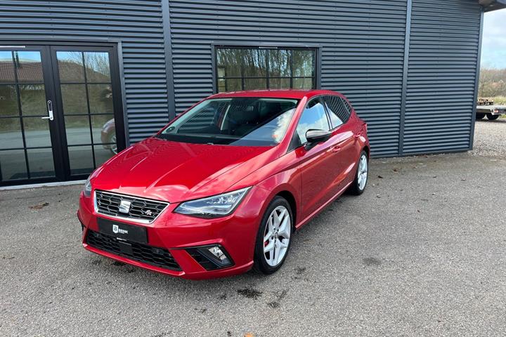 Rød Seat Ibiza fra 2018