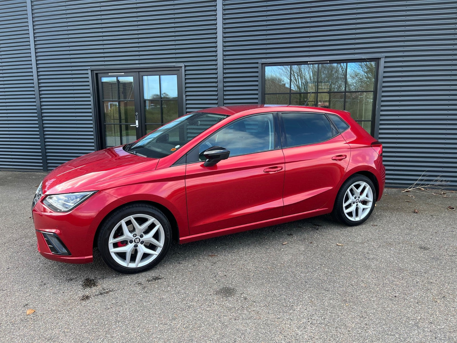 Rød Seat Ibiza fra 2018