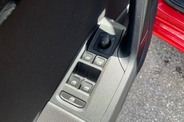 Rød Seat Ibiza fra 2018