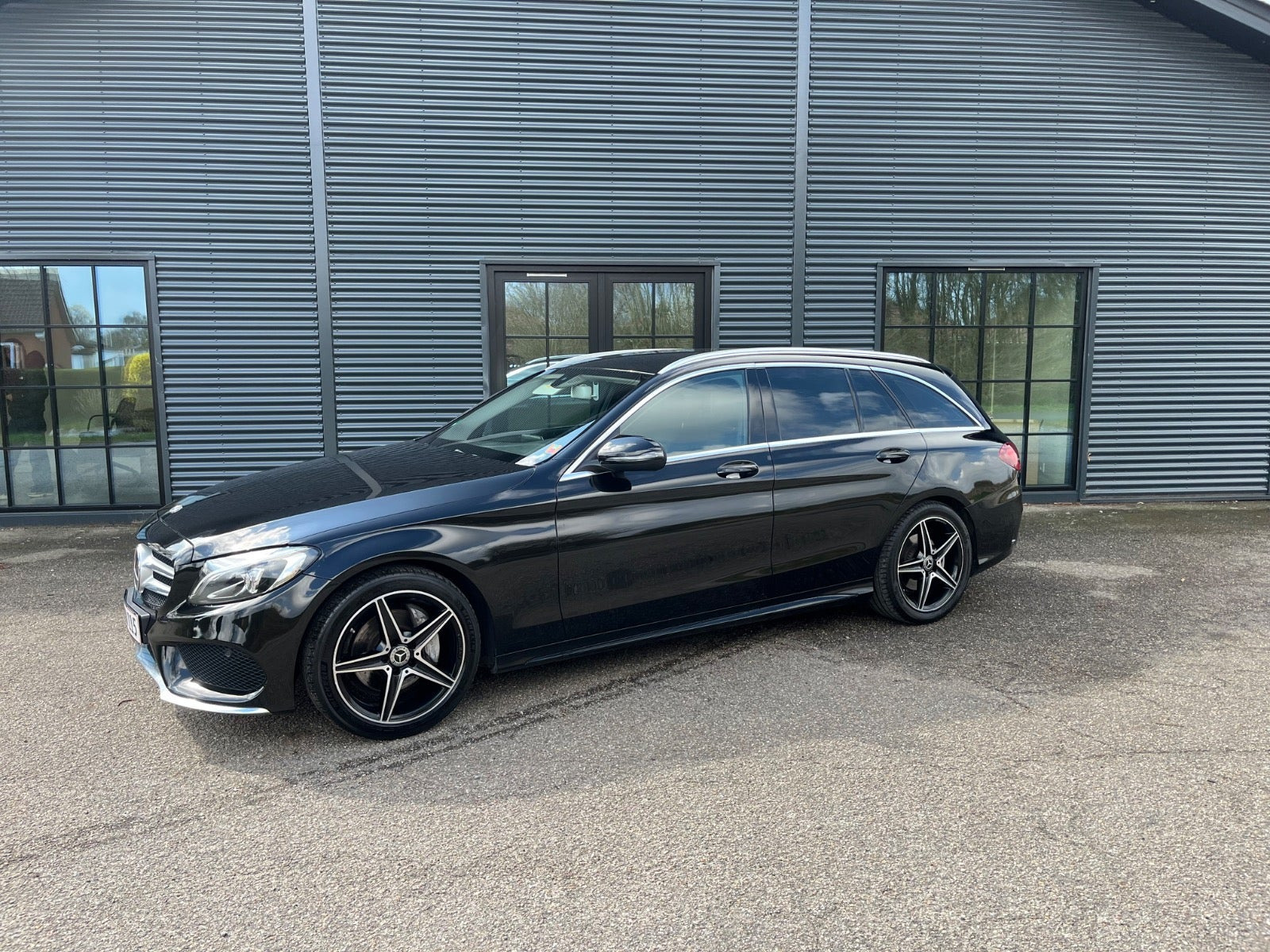 undefined Mercedes C200 fra 2017