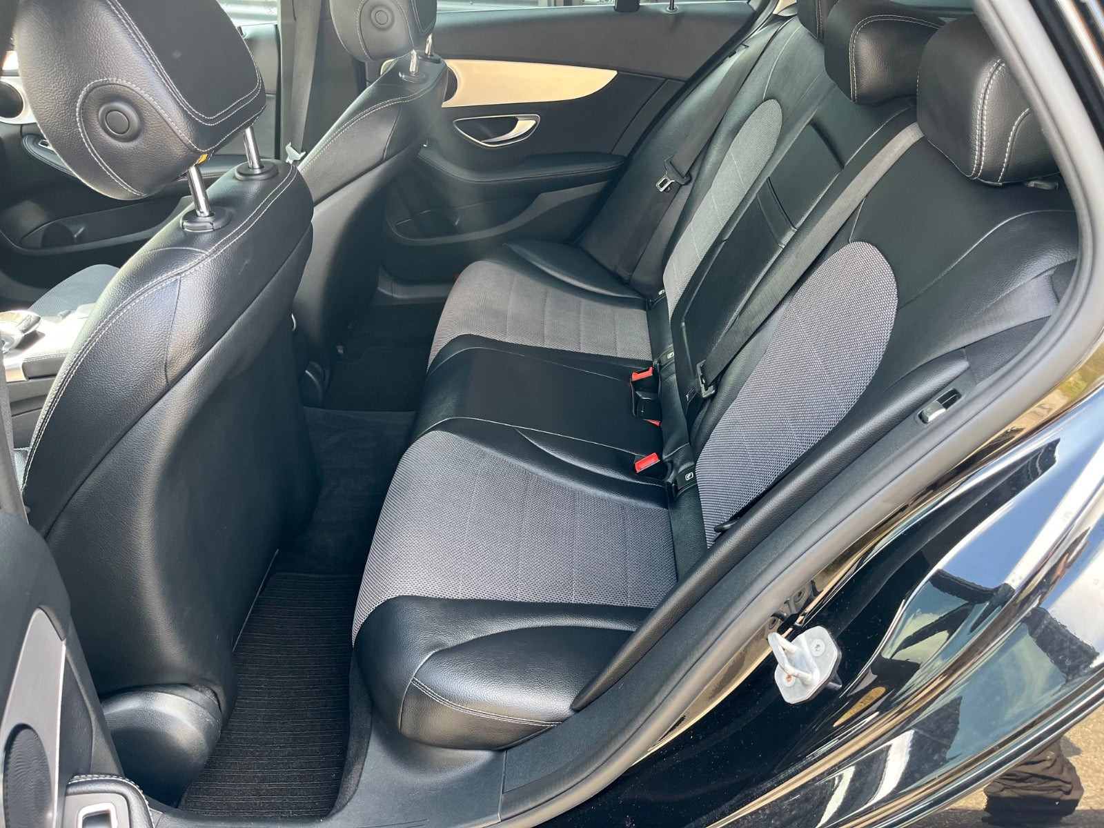 undefined Mercedes C200 fra 2017