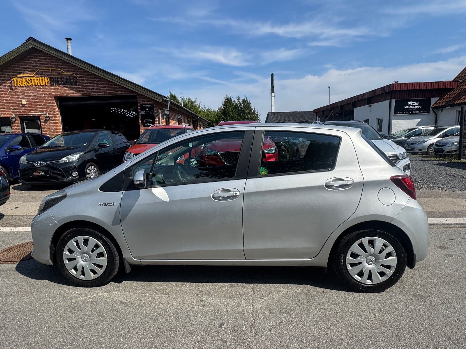 undefined Toyota Yaris fra 2015