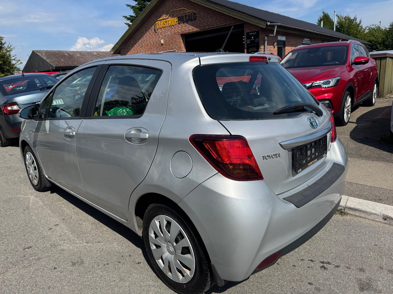 undefined Toyota Yaris fra 2015