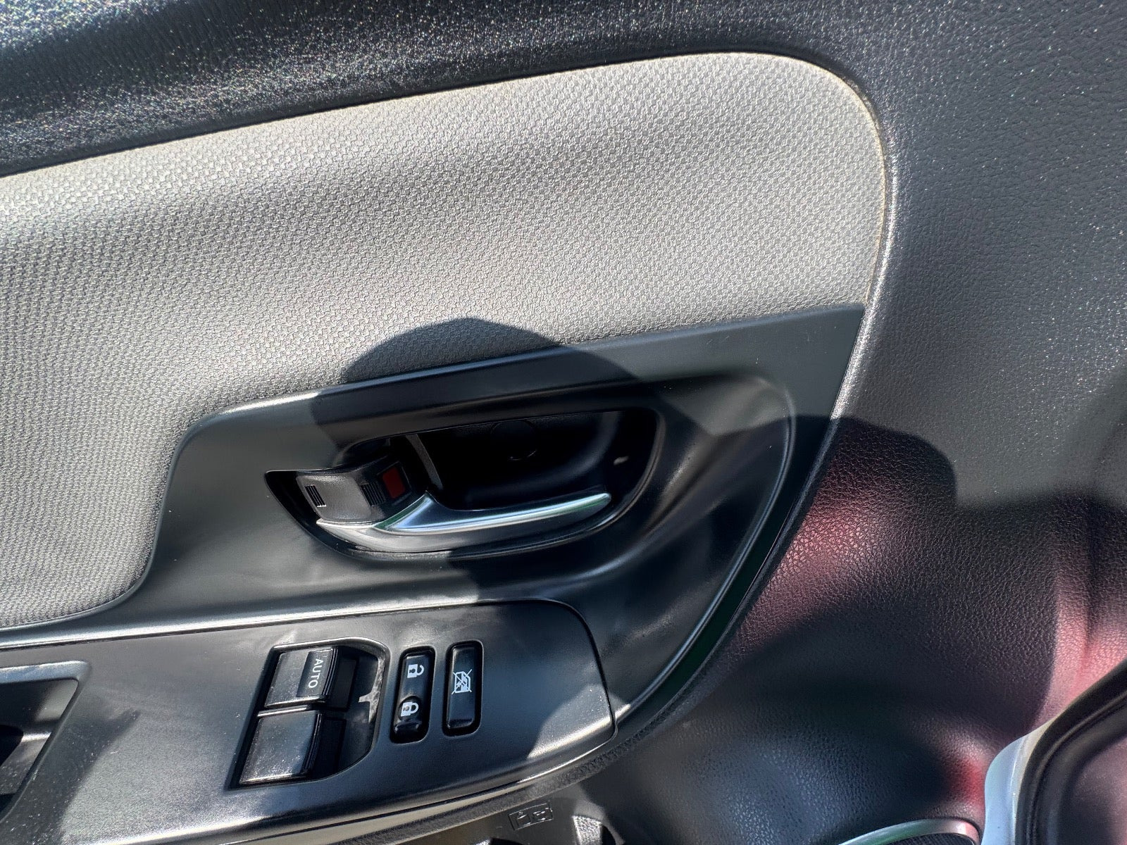 undefined Toyota Yaris fra 2015