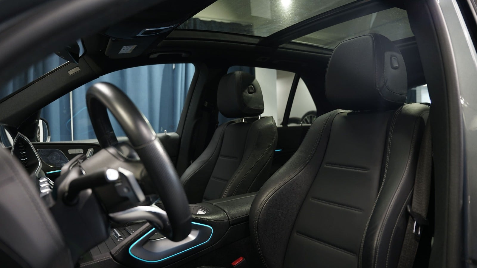 Grå Mercedes GLE350 de fra 2022