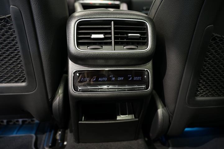 Grå Mercedes GLE350 de fra 2022