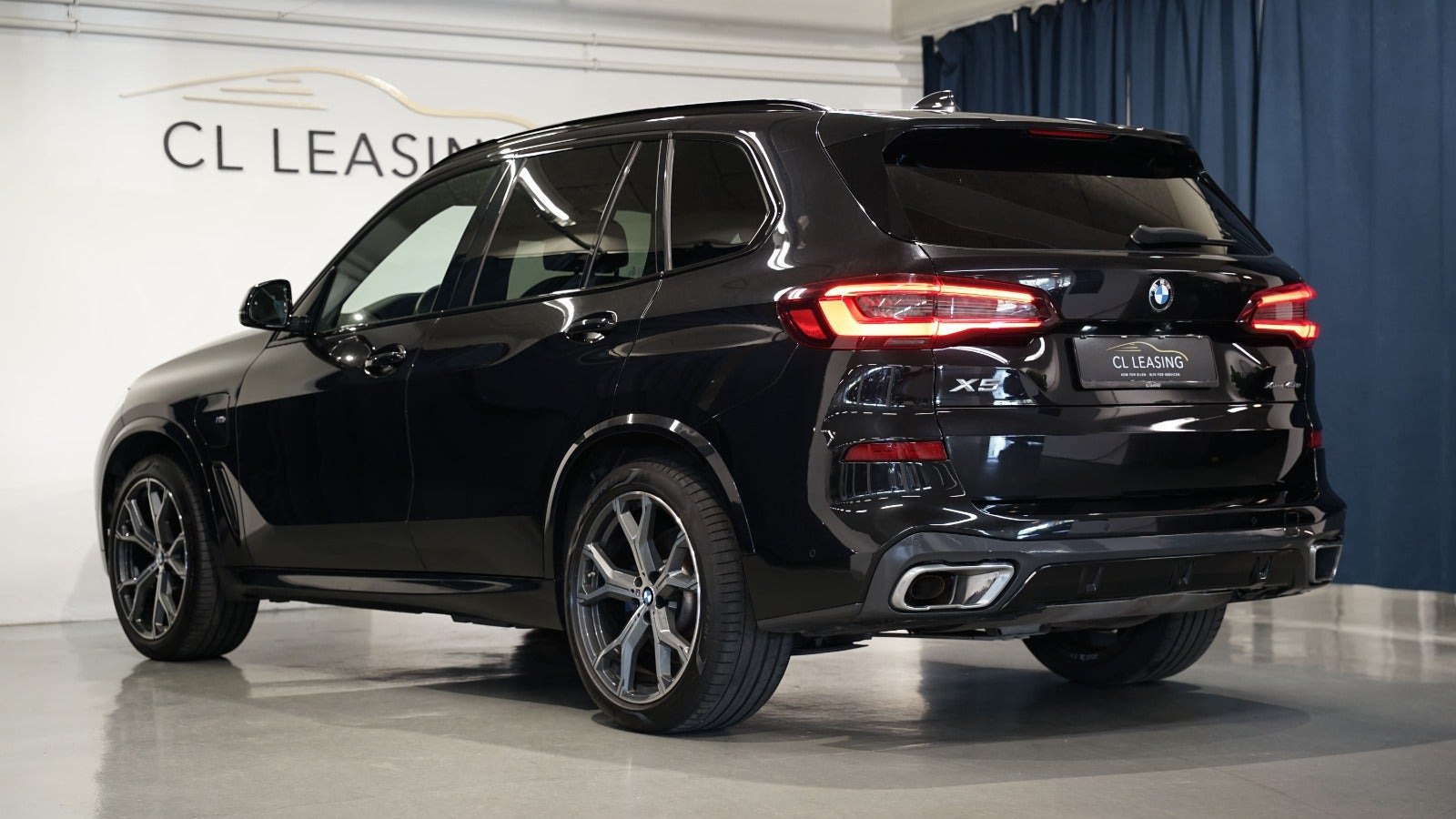 Sort BMW X5 fra 2020