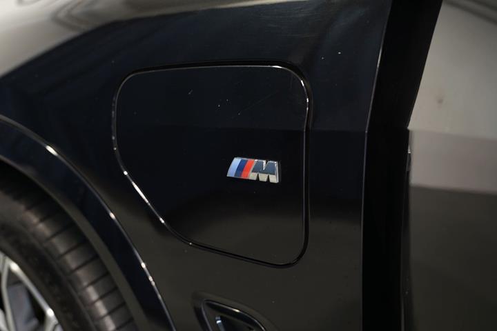 Sort BMW X5 fra 2020