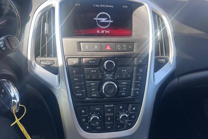 undefined Opel Astra fra 2015