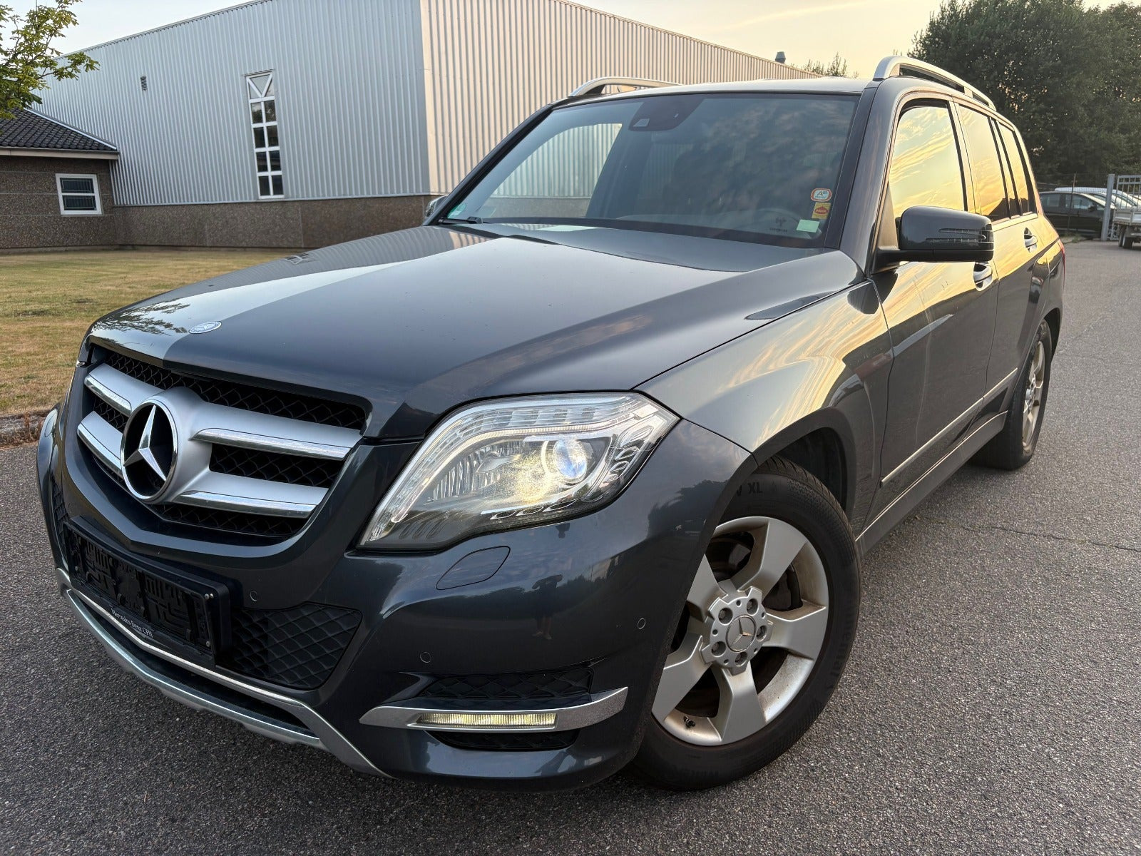 Sort Mercedes GLK220 fra 2015