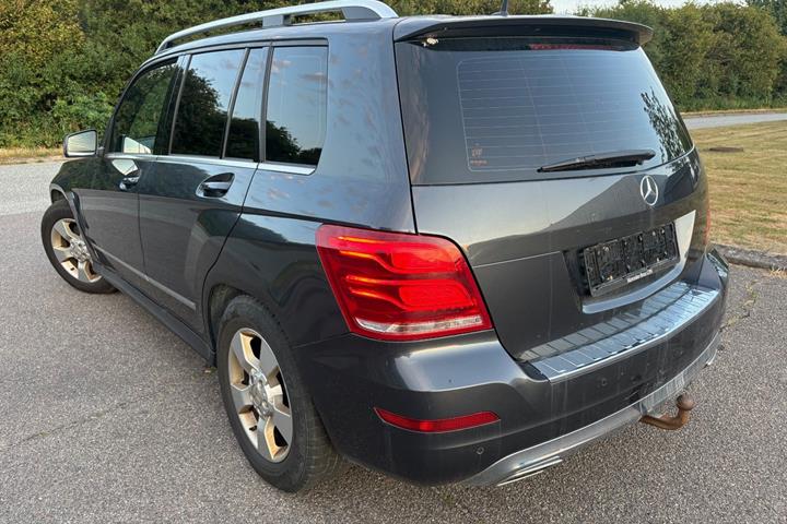 Sort Mercedes GLK220 fra 2015