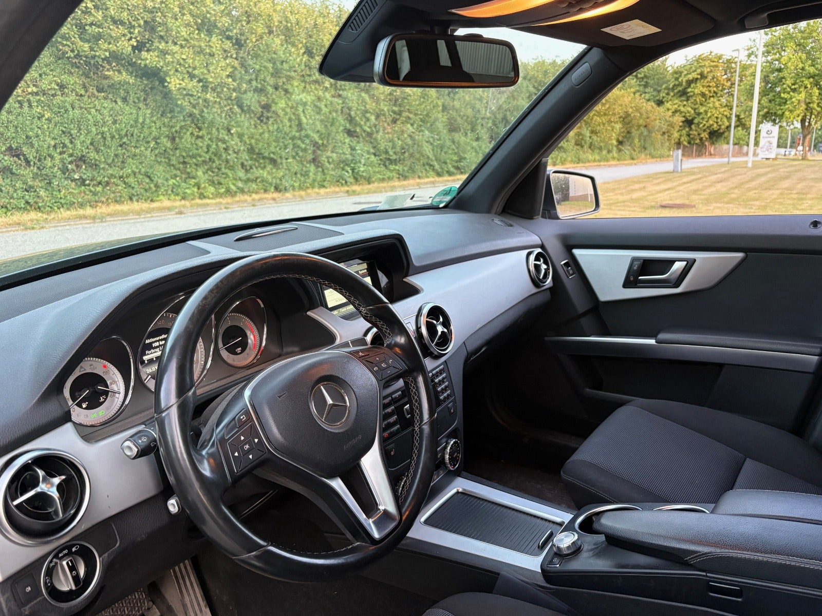 Sort Mercedes GLK220 fra 2015