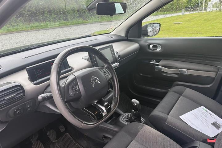 Sort Citroën C4 Cactus fra 2016