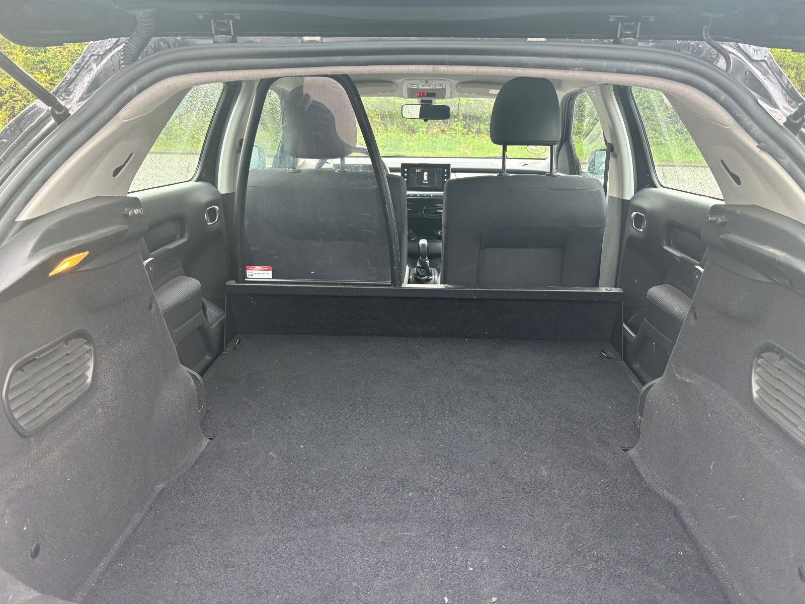 Sort Citroën C4 Cactus fra 2016