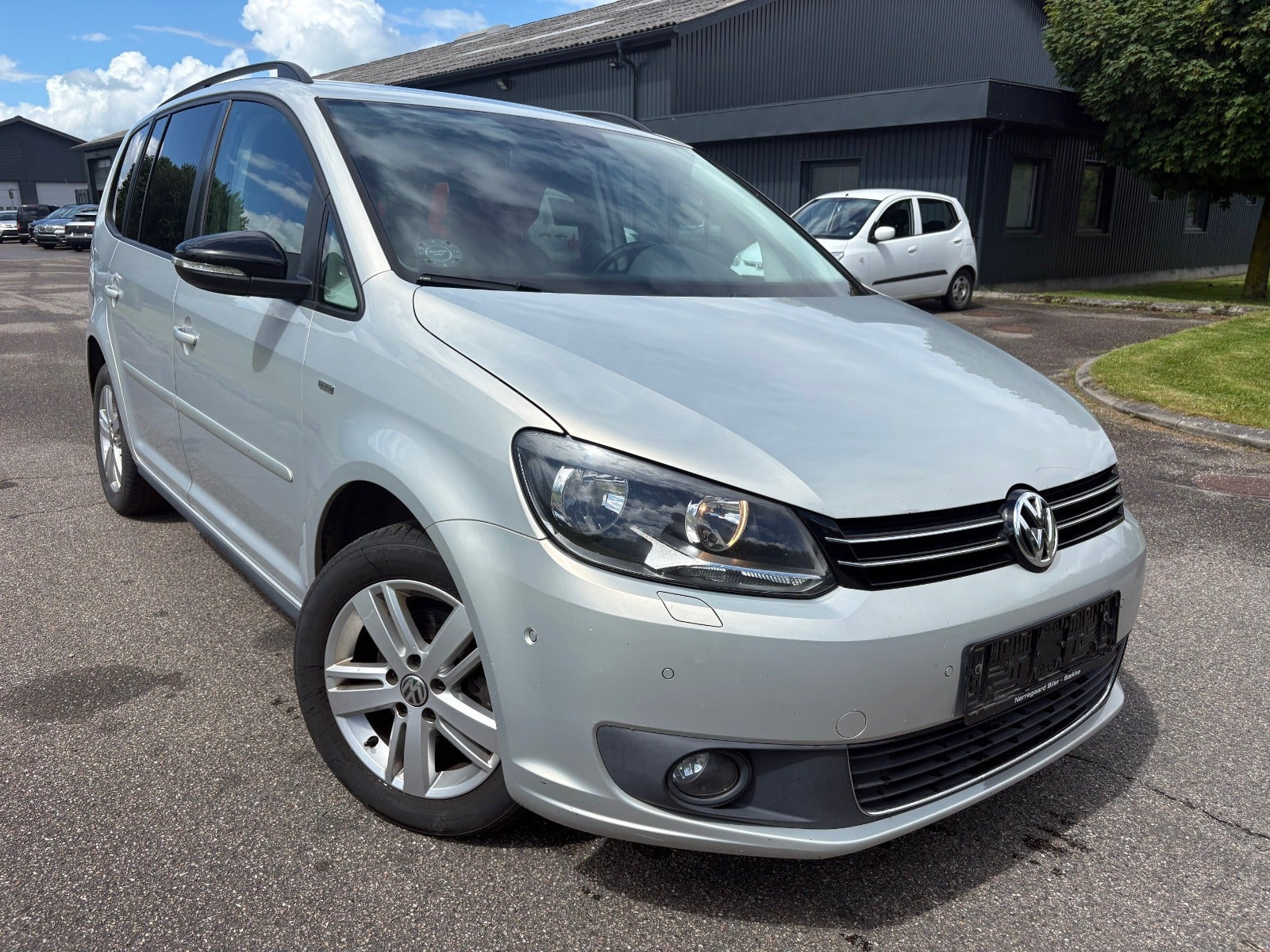 VW Touran 1,6 TDi 105 Comfortline DSG BM Van