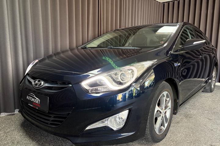 Sort Hyundai i40 fra 2014