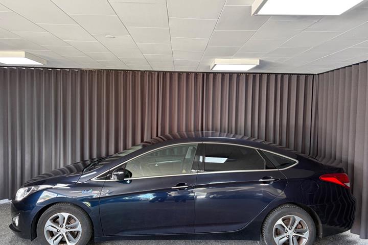 Sort Hyundai i40 fra 2014