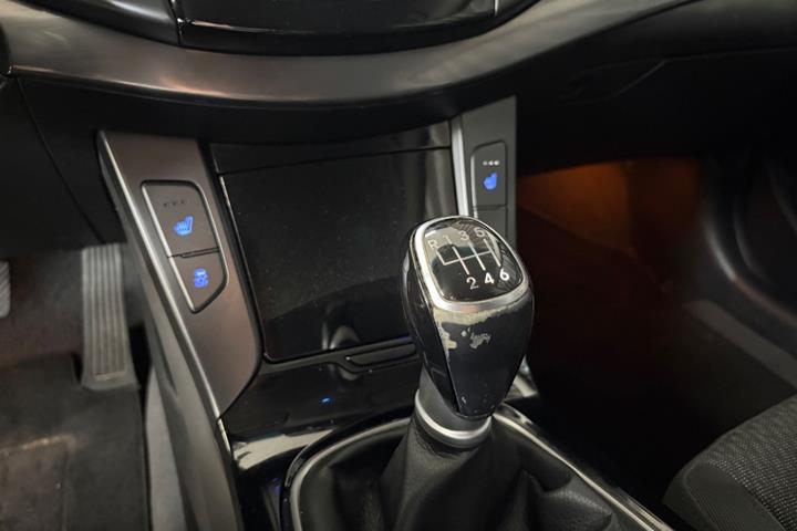 Sort Hyundai i40 fra 2014