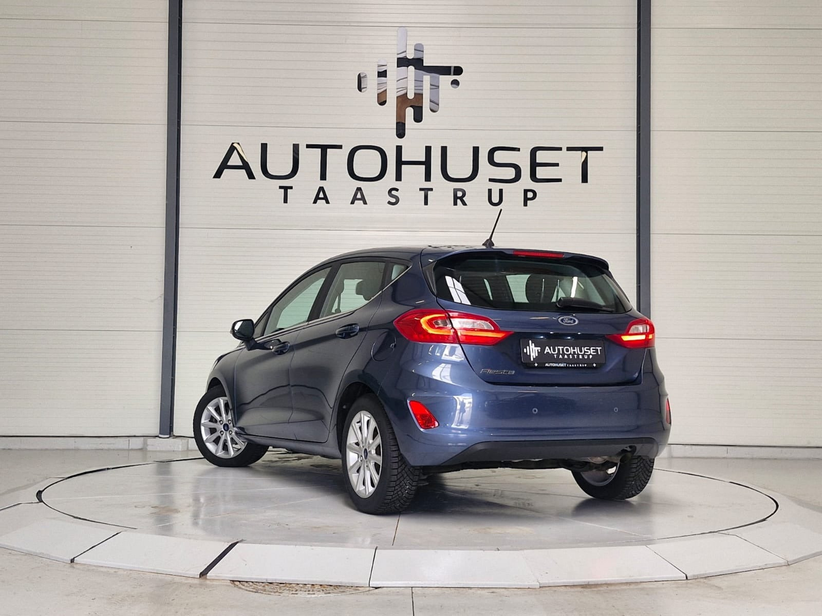 Blå Ford Fiesta fra 2018