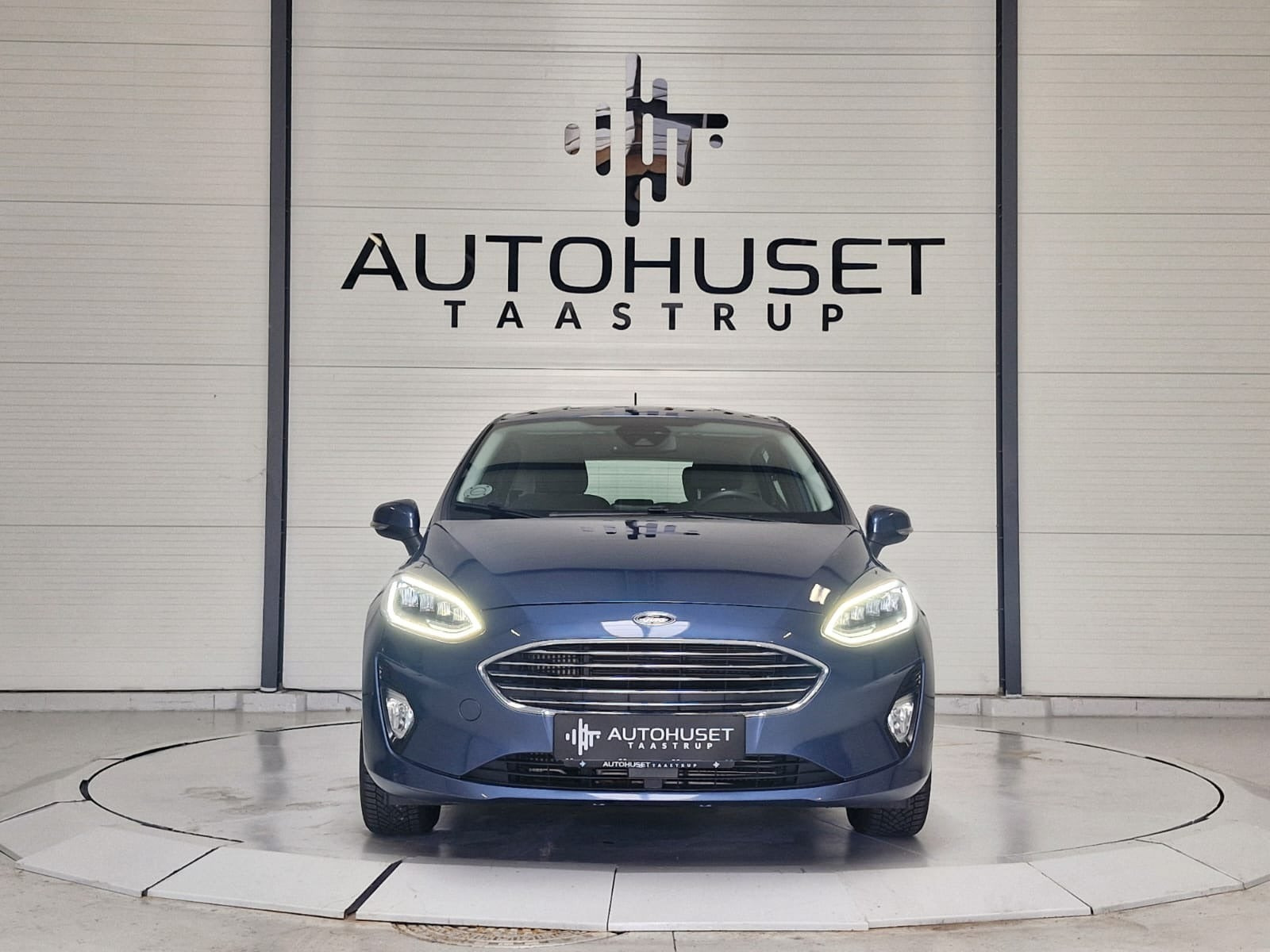 Blå Ford Fiesta fra 2018