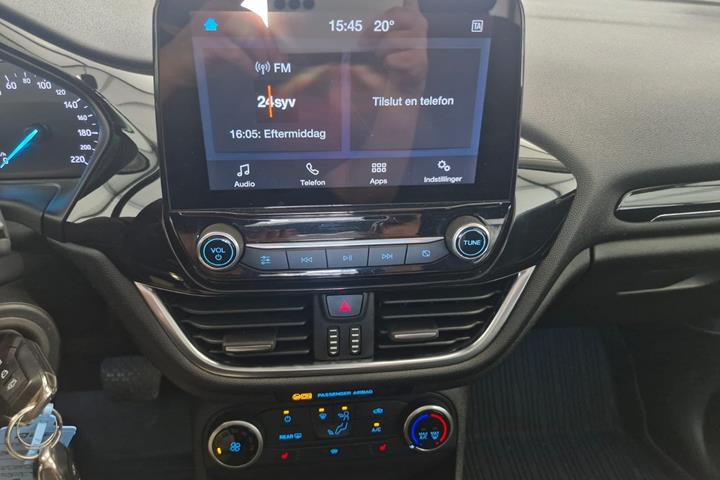 Blå Ford Fiesta fra 2018