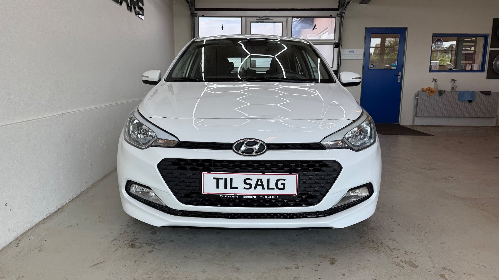 Hvid Hyundai i20 fra 2015