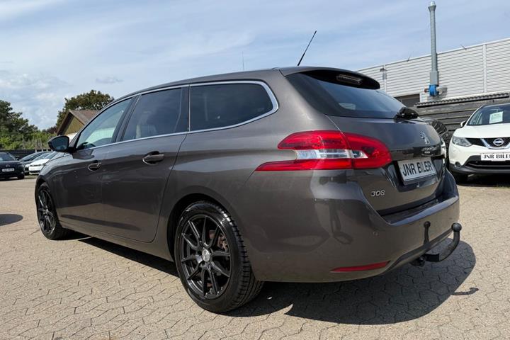 undefined Peugeot 308 fra 2015