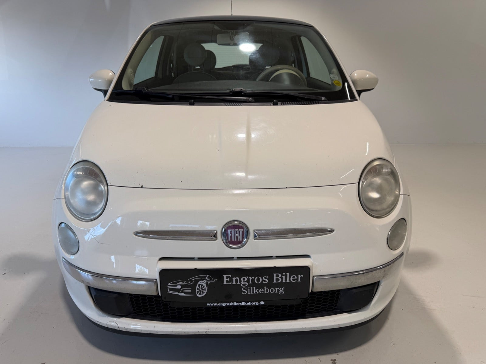 Hvid Fiat 500 fra 2011