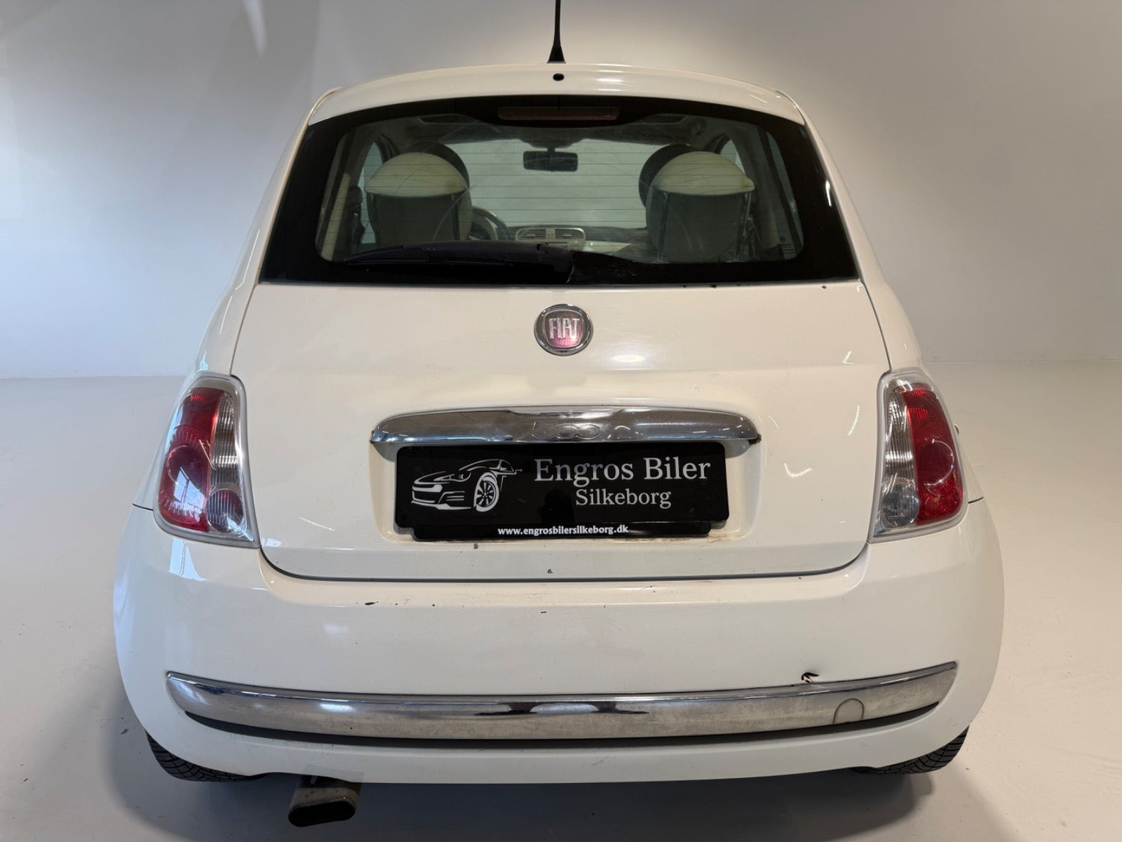 Hvid Fiat 500 fra 2011
