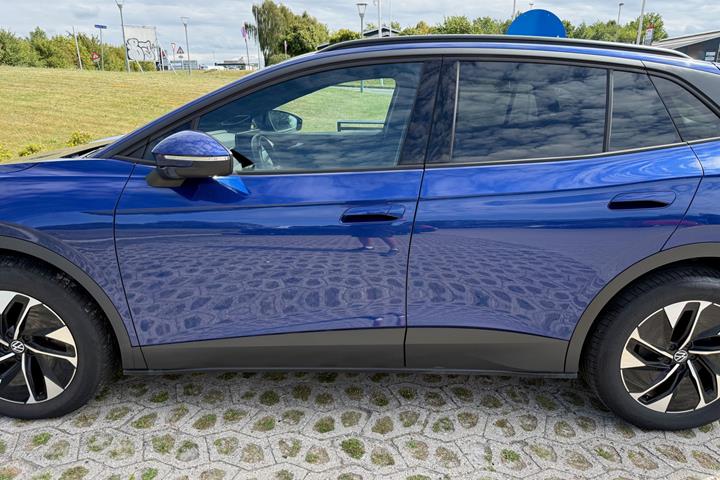 Blå VW ID.4 fra 2024