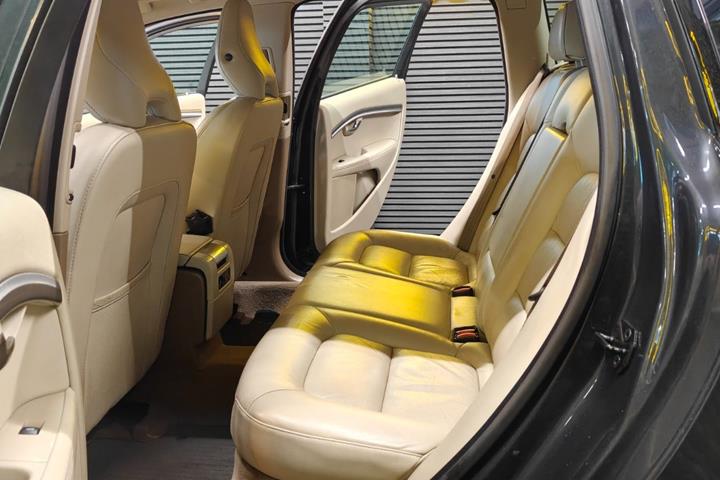 undefined Volvo V70 fra 2013