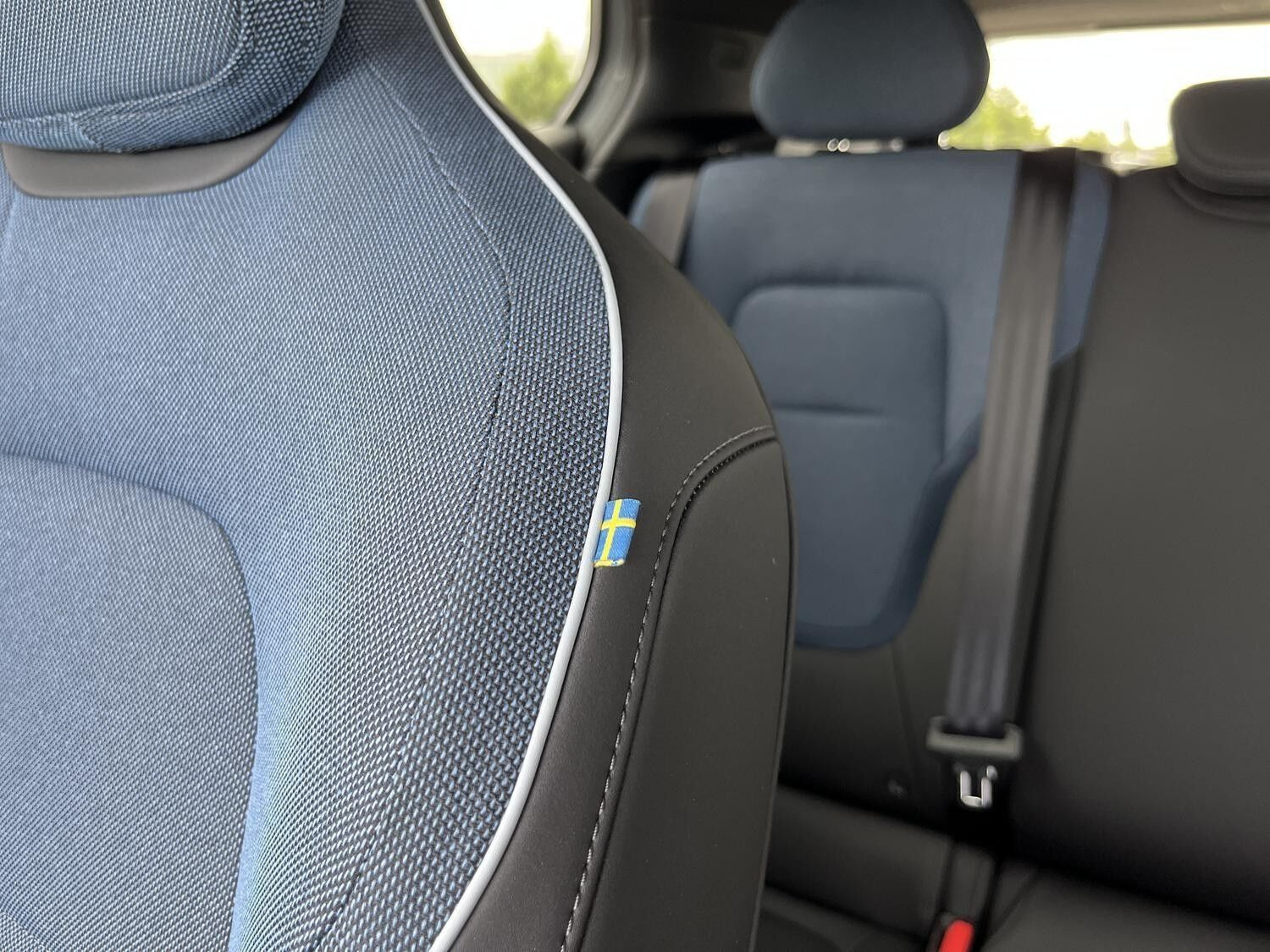 Grå Volvo EX30 fra 2024