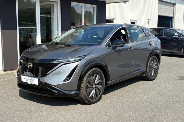Sølv Nissan Ariya fra 2025
