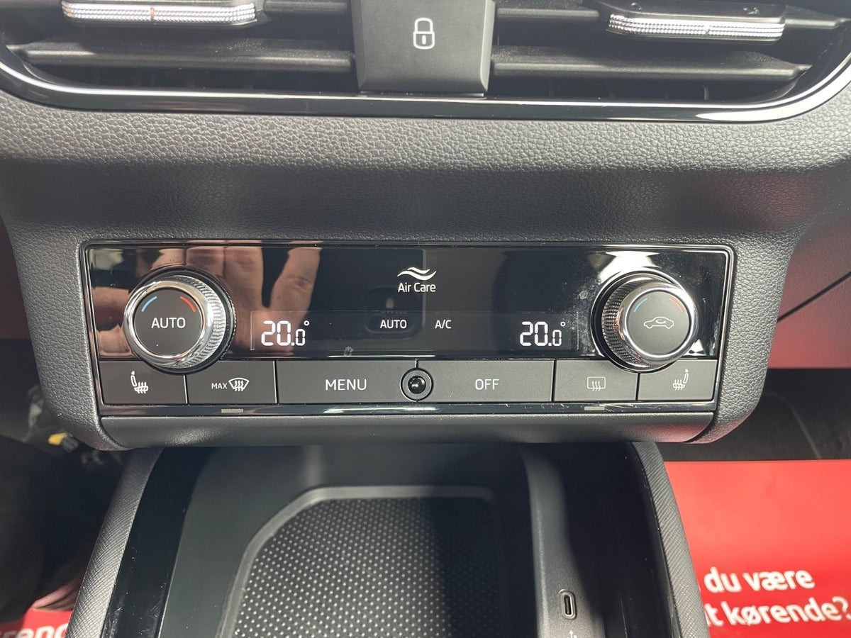 Blå Skoda Scala fra 2022