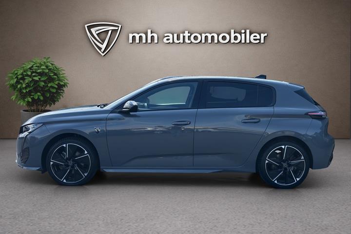 Grå Peugeot E-308 fra 2024