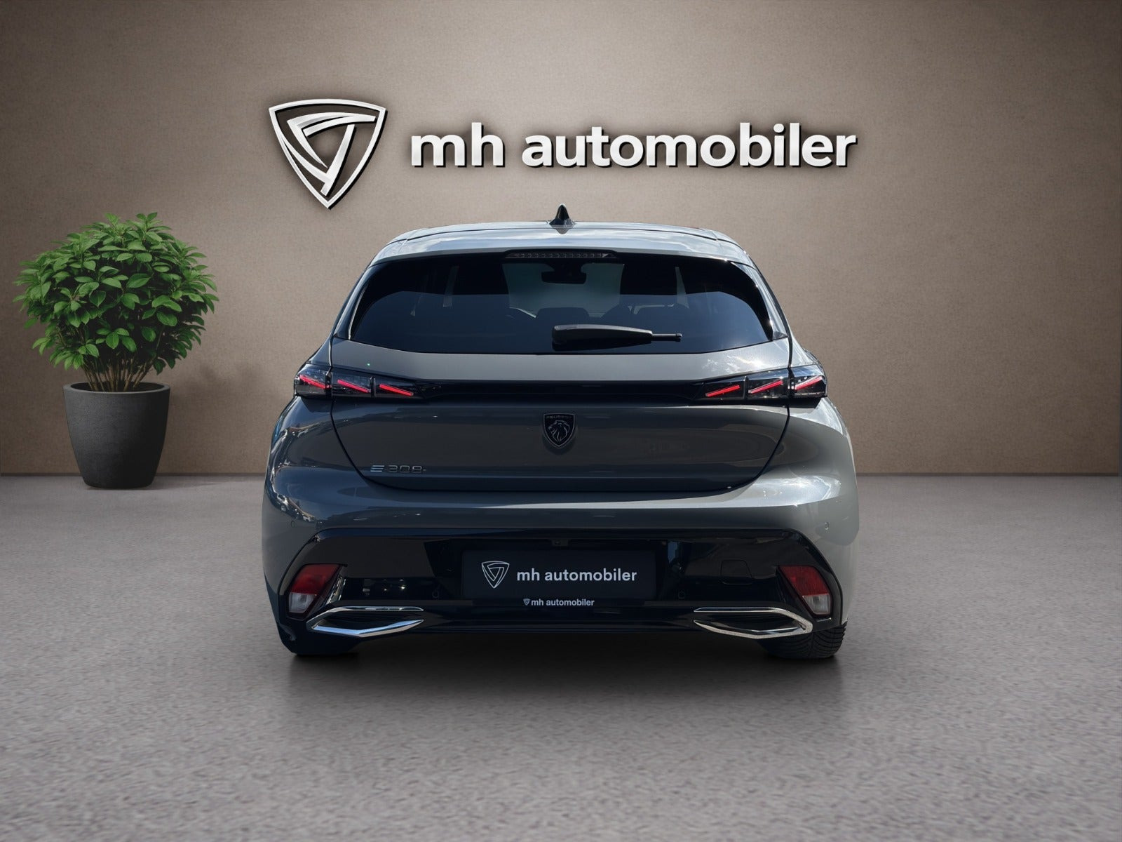 Grå Peugeot E-308 fra 2024