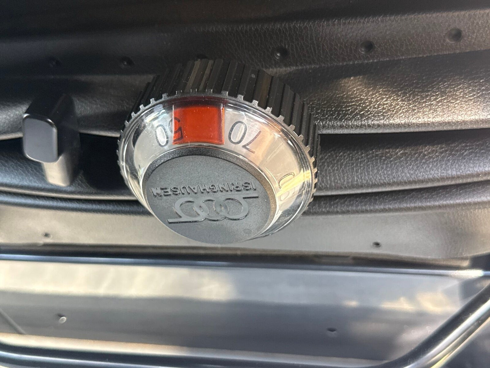 Grå Mercedes Sprinter 317 fra 2022