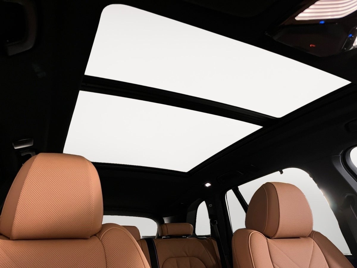 Sort BMW X5 fra 2025