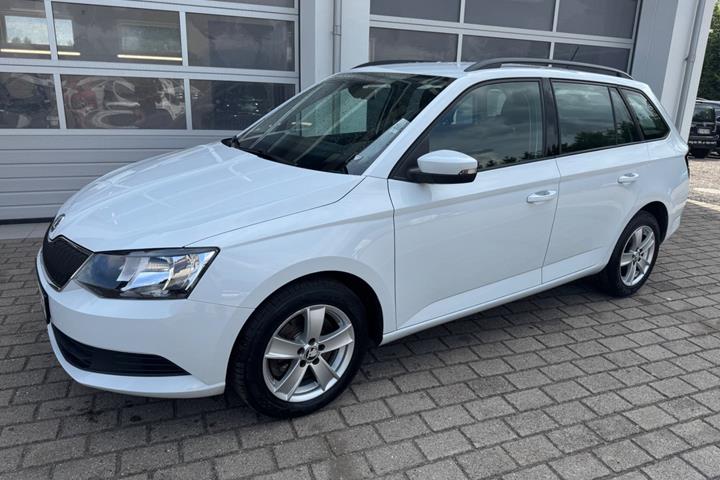 Hvid Skoda Fabia fra 2018