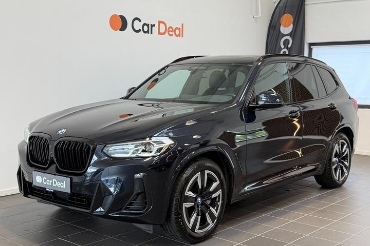 Sort BMW iX3 fra 2023