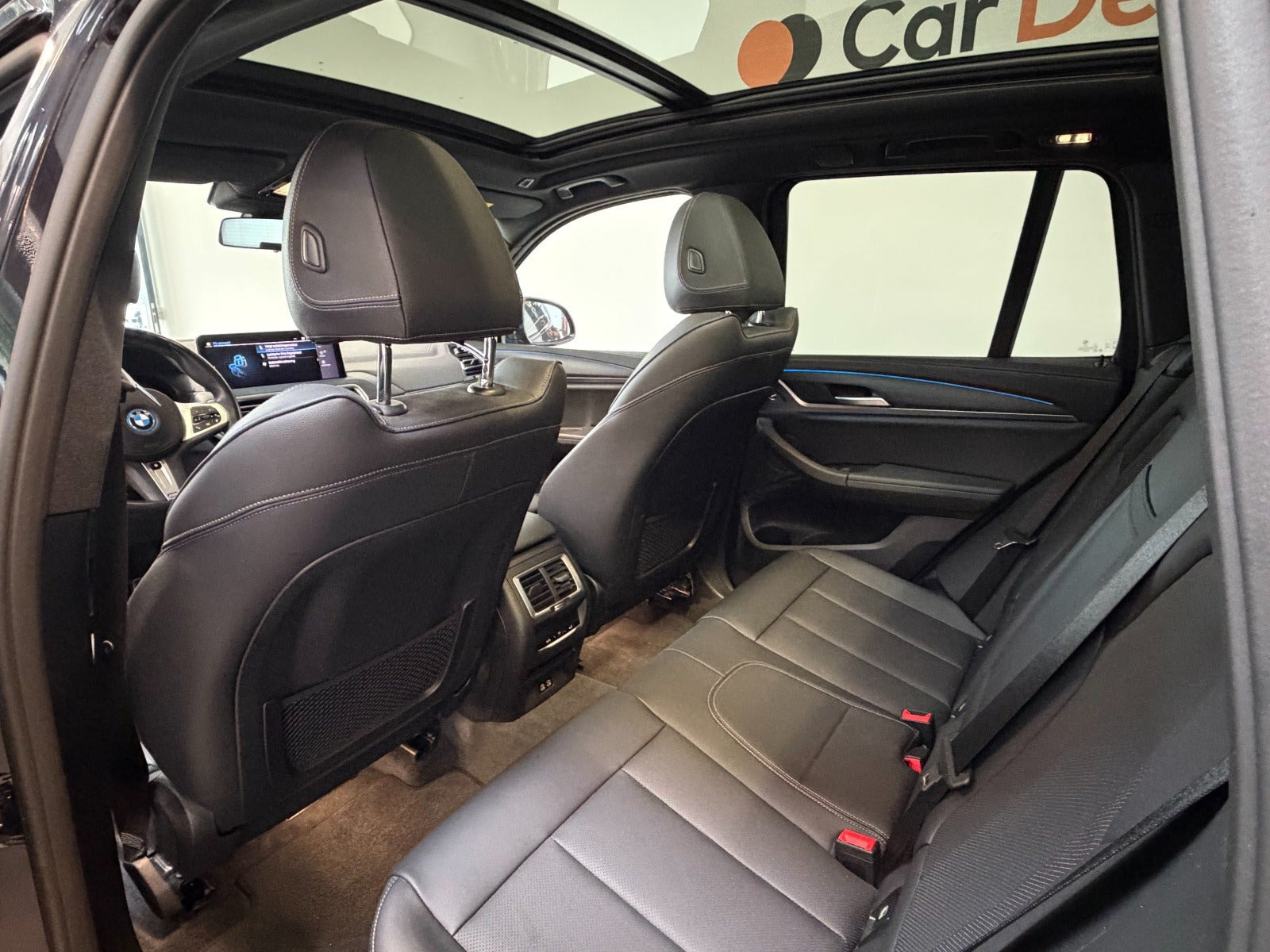 Sort BMW iX3 fra 2023