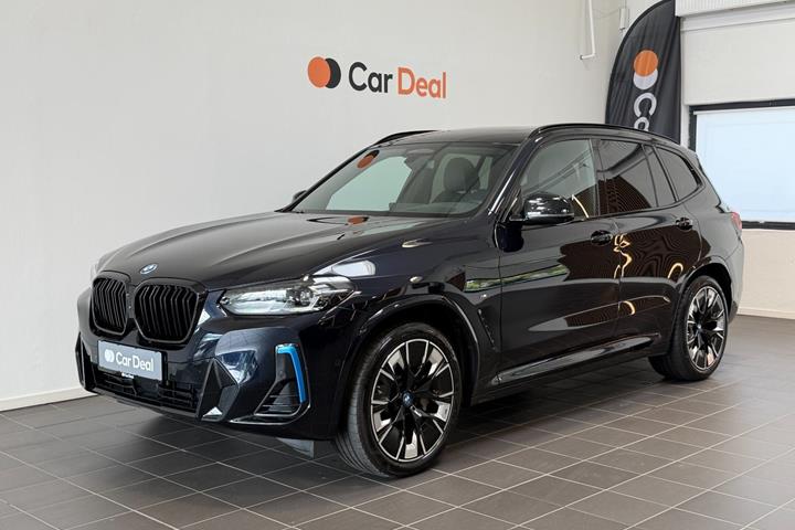 Sort BMW iX3 fra 2023