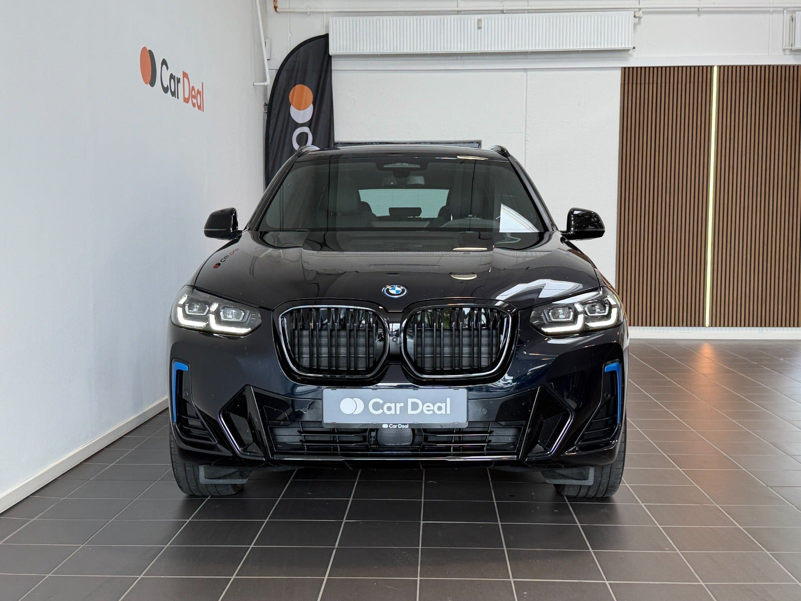 Sort BMW iX3 fra 2023